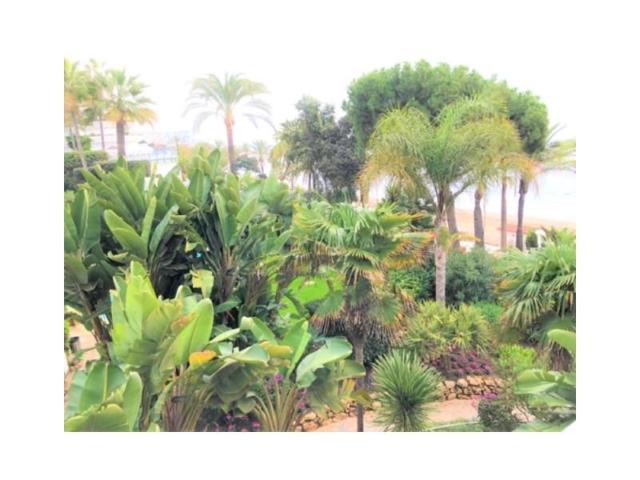 Piso en alquiler en Marbella, Playa Fontanilla photo 0