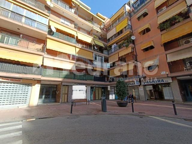 Local comercial en alquiler en Benidorm photo 0