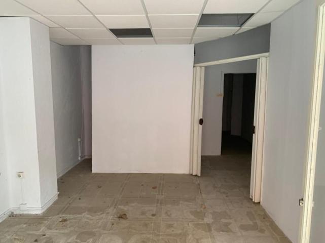Local comercial en alquiler en Valencia, Valencia photo 0