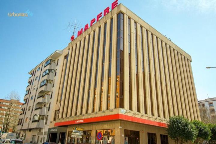 Oficina en alquiler en Badajoz, Estación de Autobuses photo 0
