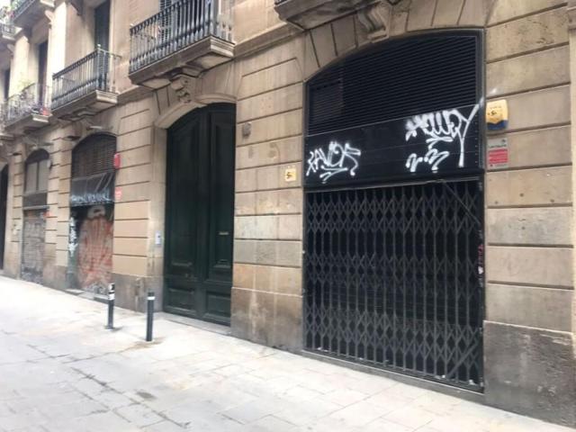 Local comercial en alquiler en Barcelona photo 0