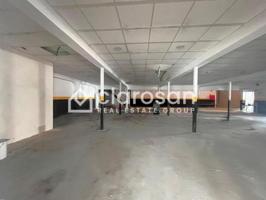 Nave industrial en alquiler en Málaga photo 0