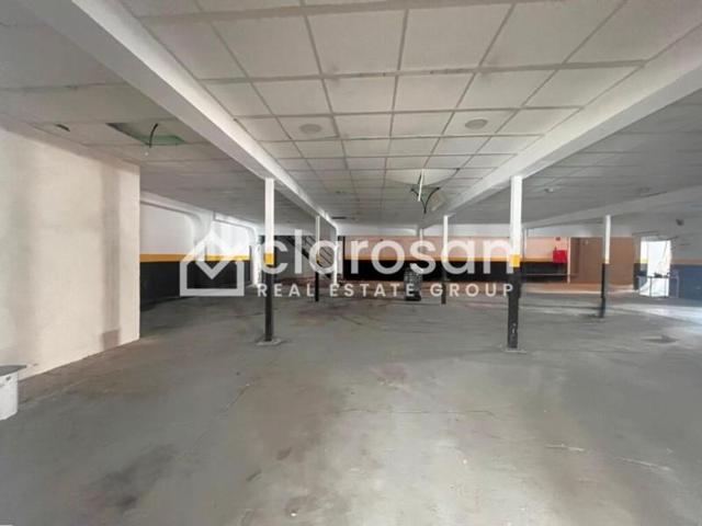 Nave industrial en alquiler en Málaga photo 0