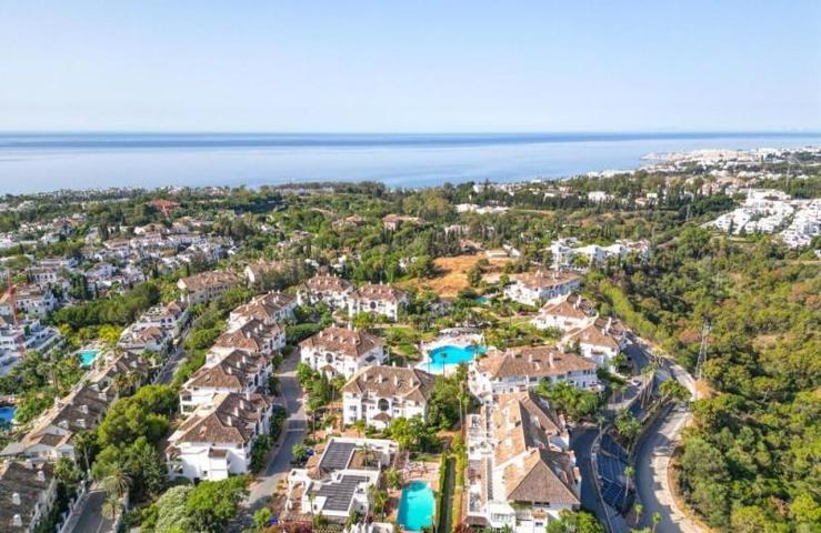 Apartamento en alquiler en Marbella, Marbella Golden Mile - Monte Paraiso photo 0