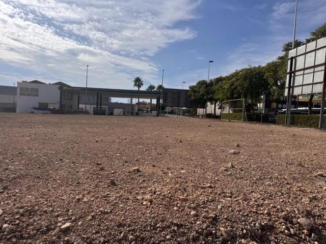 Terreno en alquiler en Crevillent, Comunidad valenciana photo 0