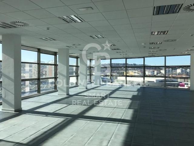 Oficina en alquiler en A Coruña photo 0