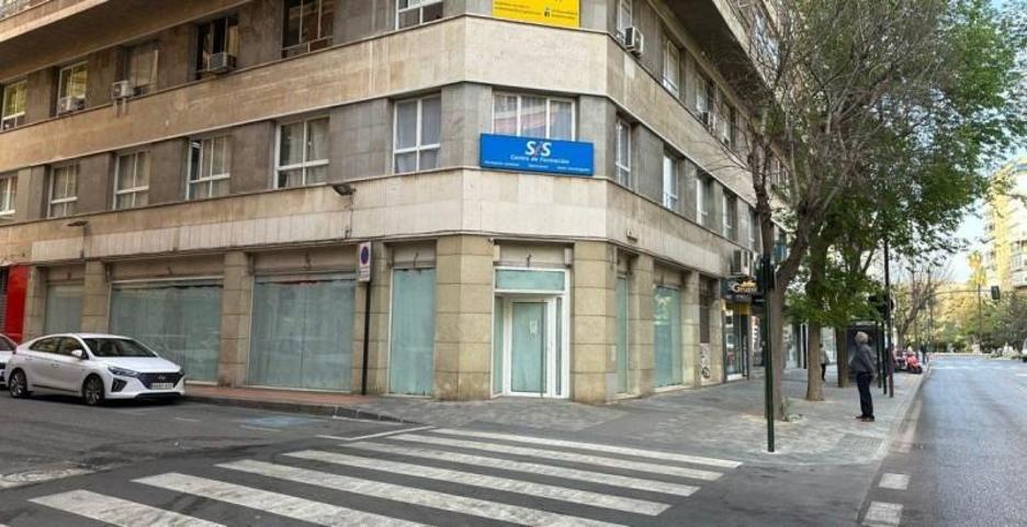 Local comercial en alquiler en Murcia, Corte Ingles photo 0