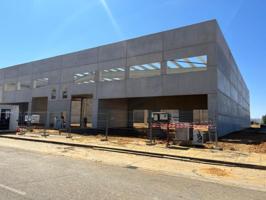 Nave industrial en alquiler en Cimanes del Tejar, Villadangos Del Paramo photo 0