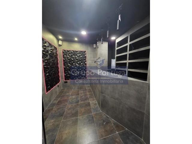 Local comercial en alquiler en Madrid, Nueva España photo 0