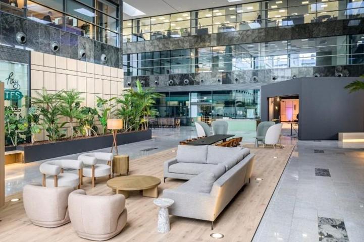 Oficina en alquiler en Barcelona, Diagonal Mar-Front Marítim del Poblenou photo 0