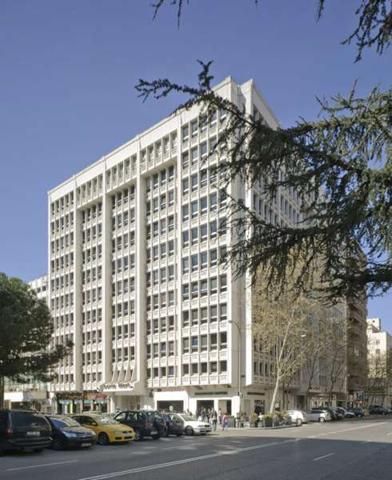 Local comercial en alquiler en Madrid, Tetuán photo 0