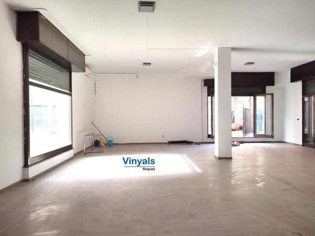 Local comercial en alquiler en Mataró, Mataró photo 0