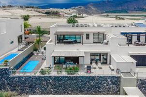 Chalet en alquiler en Adeje, Costa Adeje photo 0