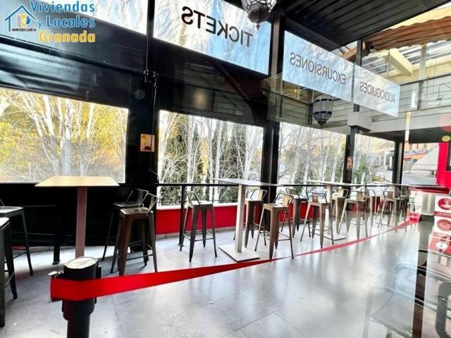 Edificio en alquiler en Granada, Acceso a la Alhambra photo 0