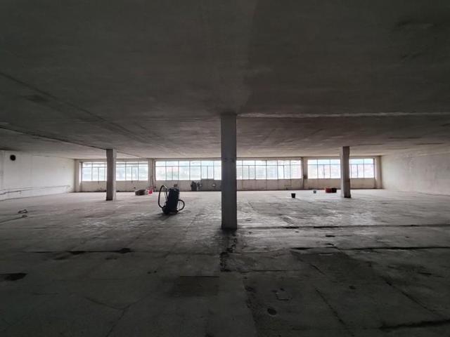 Nave industrial en alquiler en Bilbao, San Ignacio photo 0