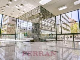 Oficina en alquiler en Barcelona photo 0