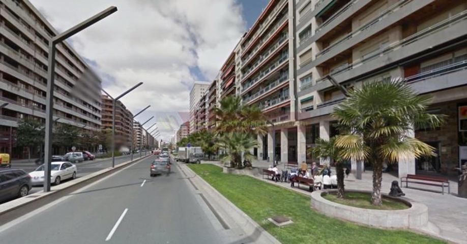 Local comercial en alquiler en Logroño, Centro photo 0