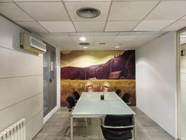 Oficina en alquiler en Barcelona photo 0
