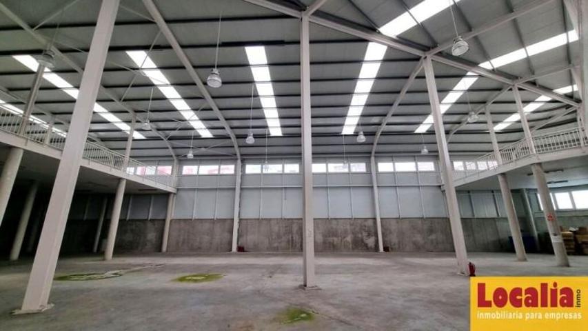 Nave industrial en alquiler en Santander photo 0