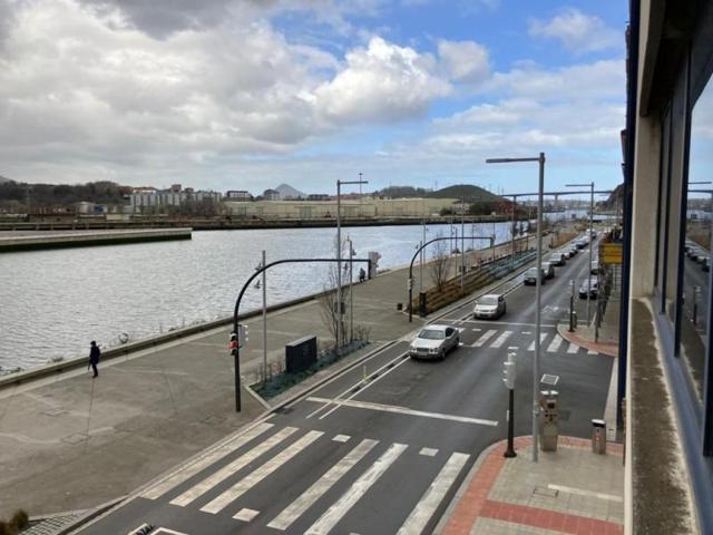 Oficina en alquiler en Bilbao, San Ignacio photo 0