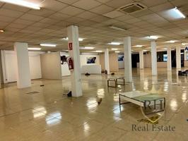 Local comercial en alquiler en Palma photo 0