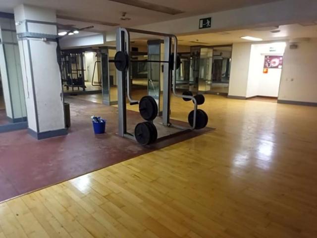 Local comercial en alquiler en Santander photo 0