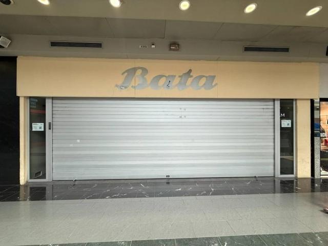 Local comercial en alquiler en Barberà del Vallès, Baricentro photo 0