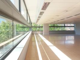 Oficina en alquiler en Barcelona, Diagonal Mar i el Front Marítim del Poblenou photo 0