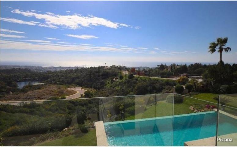 Chalet en alquiler en Estepona, Selwo La Resinera Golf photo 0