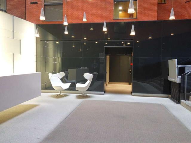 Local comercial en alquiler en Madrid, Chamberí photo 0