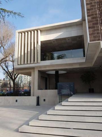 Local comercial en alquiler en Madrid, Chamartín photo 0