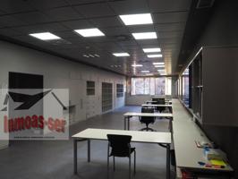 Nave industrial en alquiler en Barcelona, El Poblenou photo 0