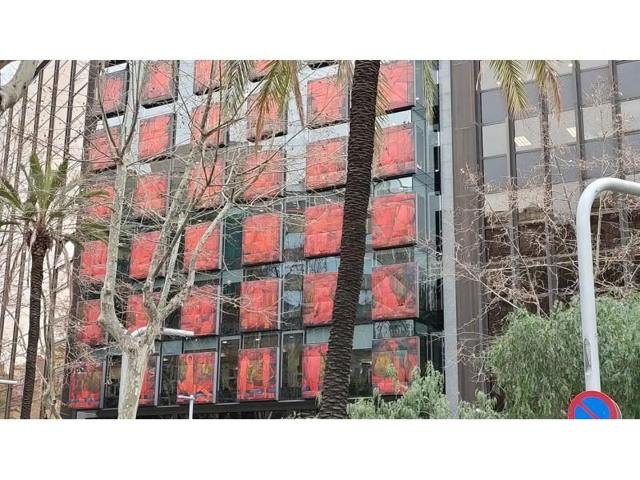 Oficina en alquiler en Barcelona photo 0