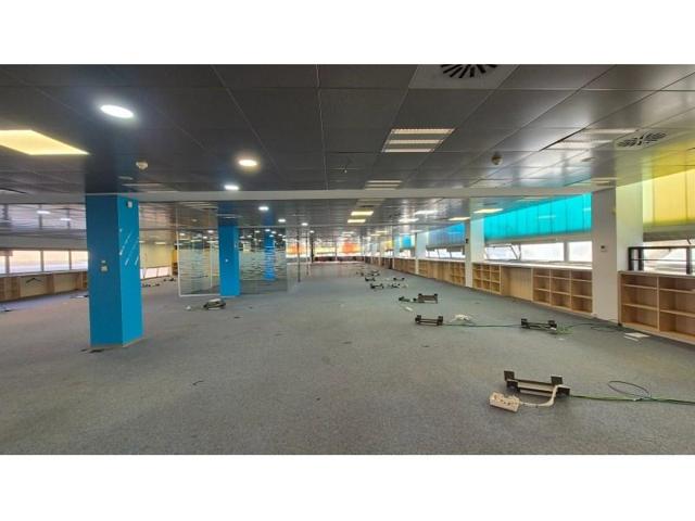 Oficina en alquiler en Barcelona, Diagonal Mar i el Front Marítim del Poblenou photo 0