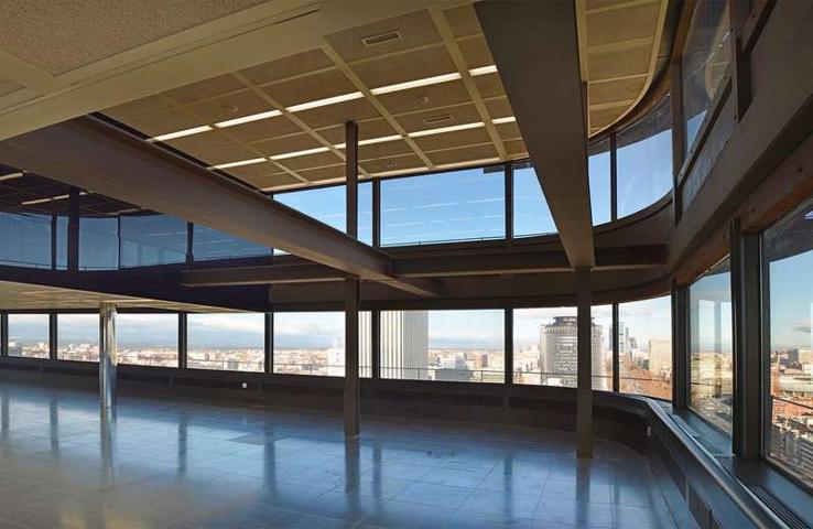 Local comercial en alquiler en Madrid, Tetuán photo 0