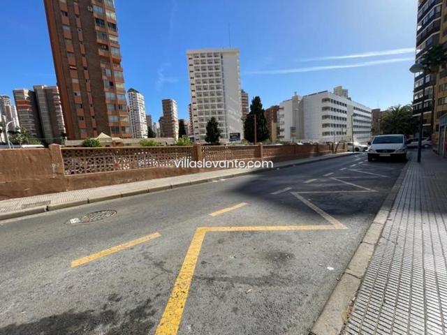 Local comercial en alquiler en Benidorm, Levante photo 0