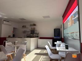 Local comercial en alquiler en Sant Carles de la Ràpita, La ràpita photo 0