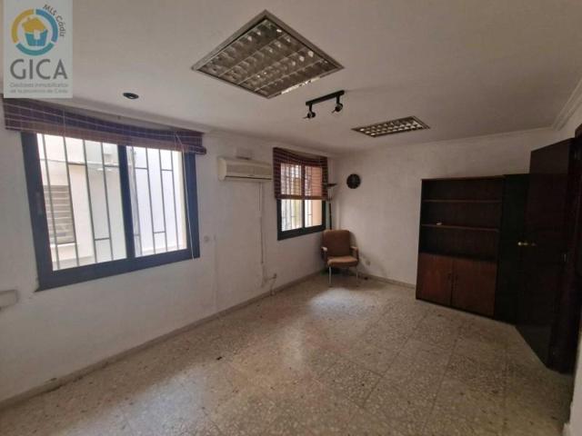 Oficina en alquiler en Algeciras, Centro photo 0