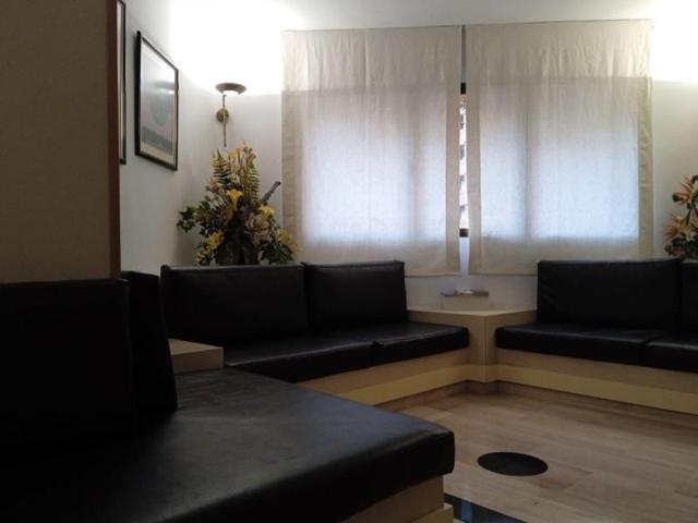 Oficina en alquiler en Valencia, Mestalla photo 0