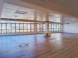 Oficina en alquiler en Barcelona, Diagonal Mar i el Front Marítim del Poblenou photo 0