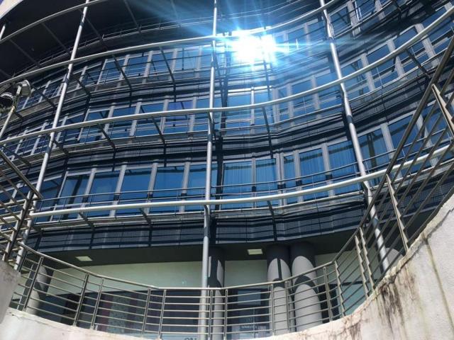 Local comercial en alquiler en Los Barrios, Edificio azabache pol. palmones photo 0