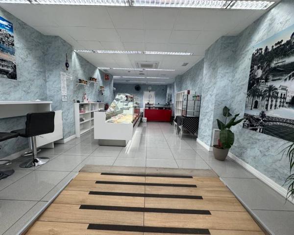 Local comercial en alquiler en Elche, Elche photo 0