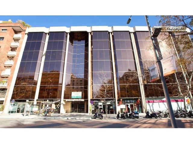 Oficina en alquiler en Barcelona, Sants photo 0