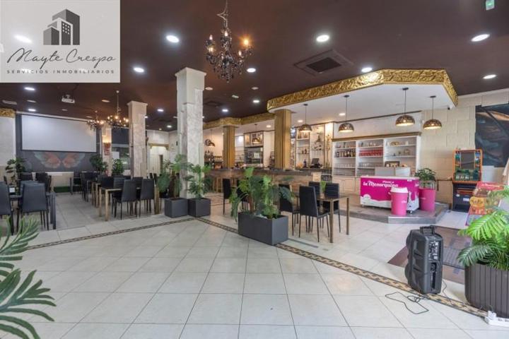 Local comercial en alquiler en Zubia, La Zubia photo 0