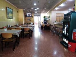 Local comercial en alquiler en La Llagosta, LA LLAGOSTA photo 0