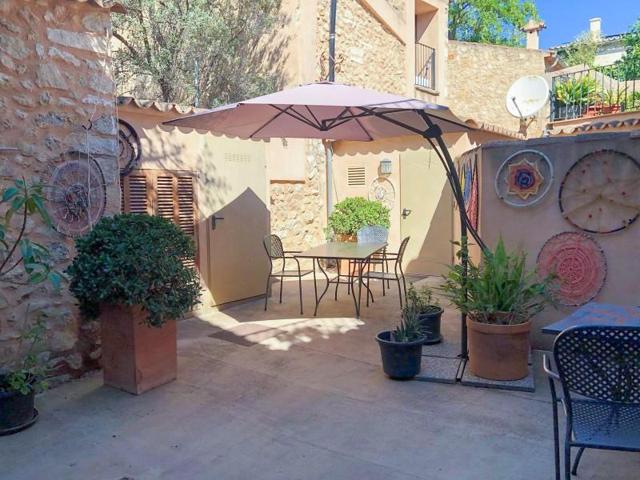 Casa en alquiler en Selva, Sa plaça photo 0