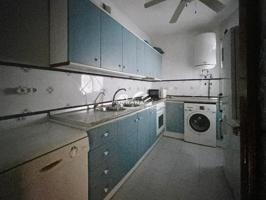 Piso en venta en Lucena, Calle Baena, 14900 photo 0