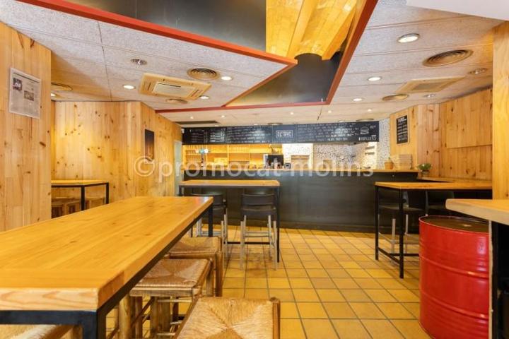 Local comercial en alquiler en Molins de Rei, *centrico photo 0