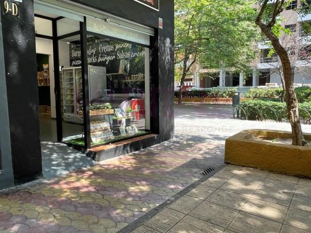 Local comercial en alquiler en Valencia, Albors photo 0