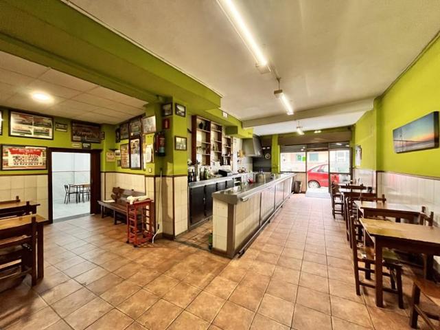 Local comercial en venta en Gijón, Gijón photo 0